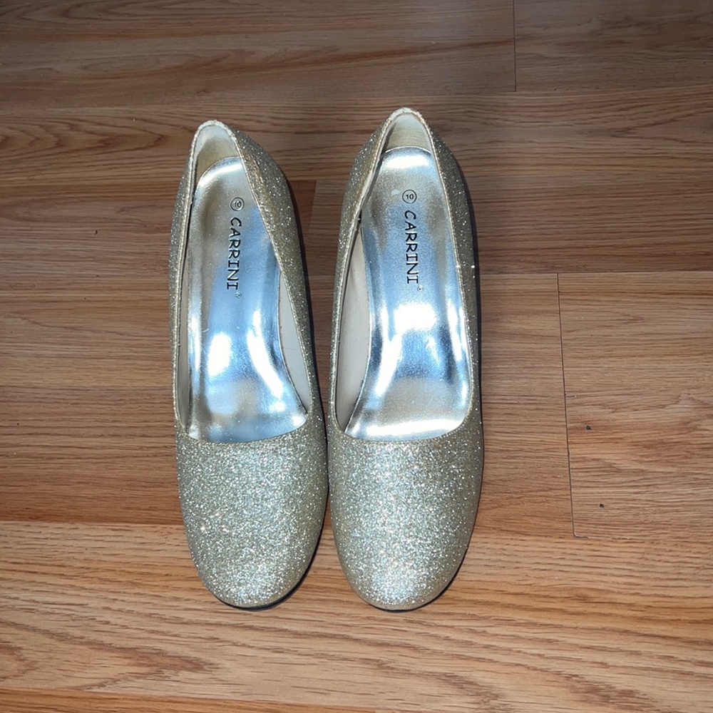 Gold glitter heels